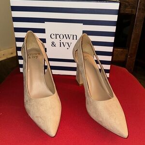 Crown and Ivy heels